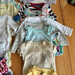21 pieces bundle of  baby girl clothes 0-3 months